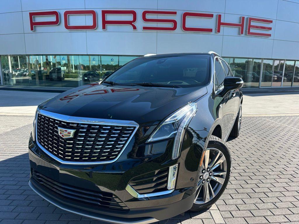 used 2025 Cadillac XT5 car, priced at $41,995