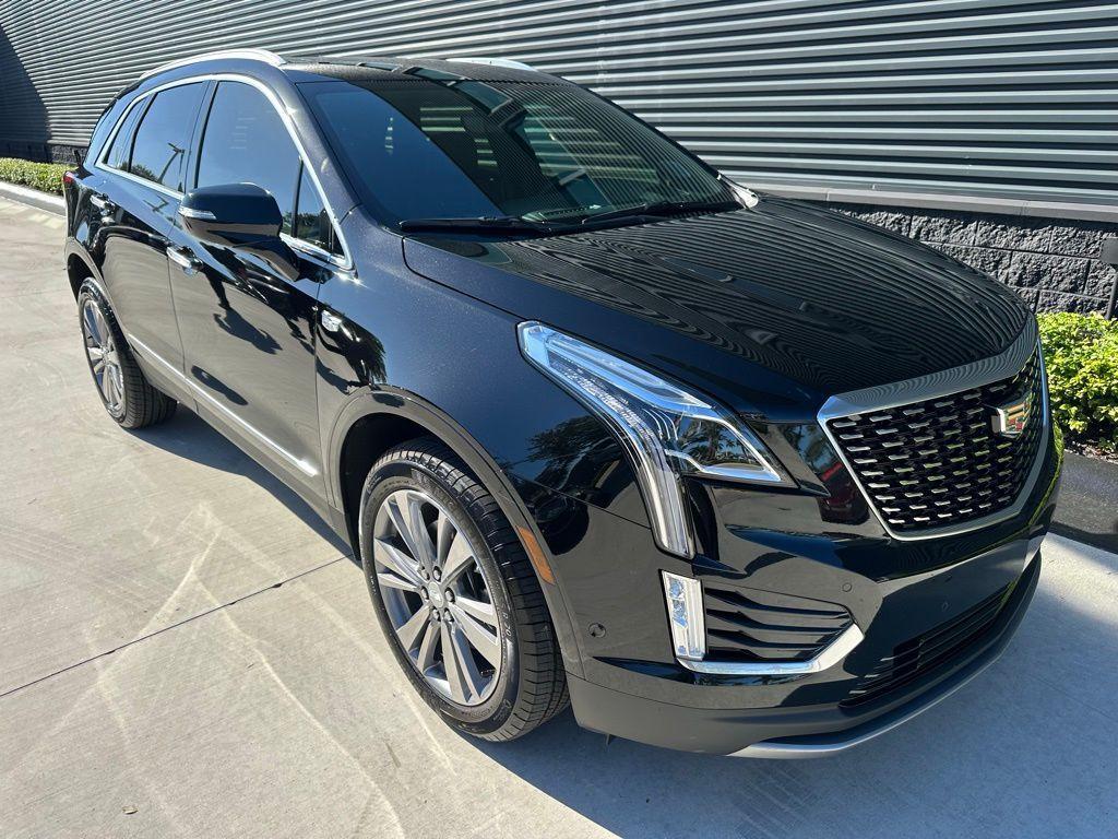 used 2025 Cadillac XT5 car, priced at $41,995
