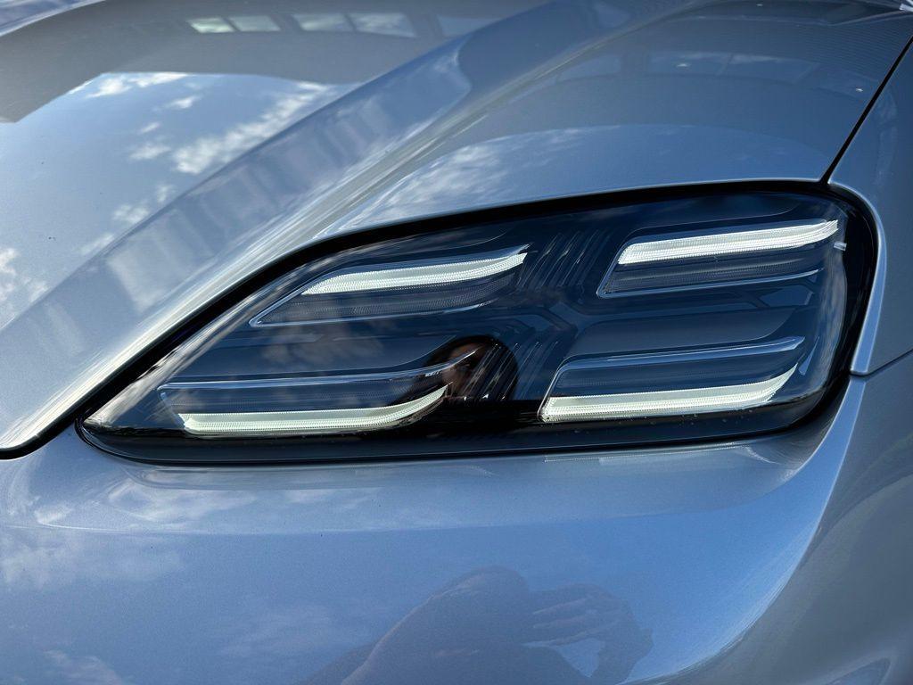 new 2025 Porsche Macan car, priced at $93,325