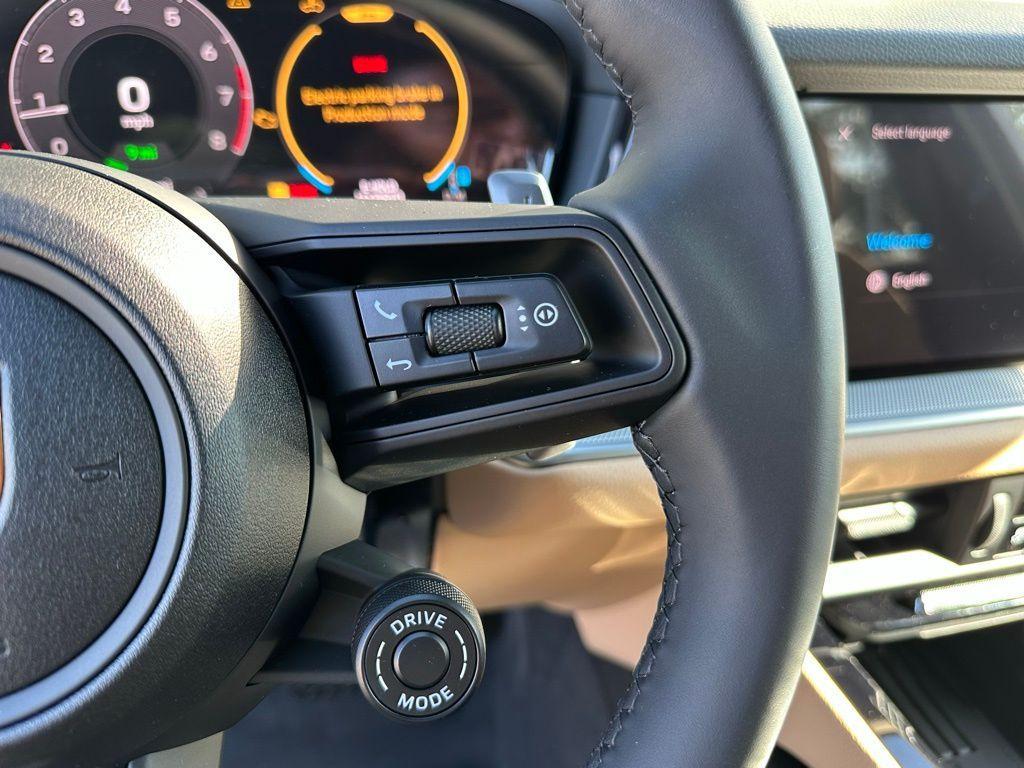 used 2025 Porsche Cayenne E-Hybrid car, priced at $112,999