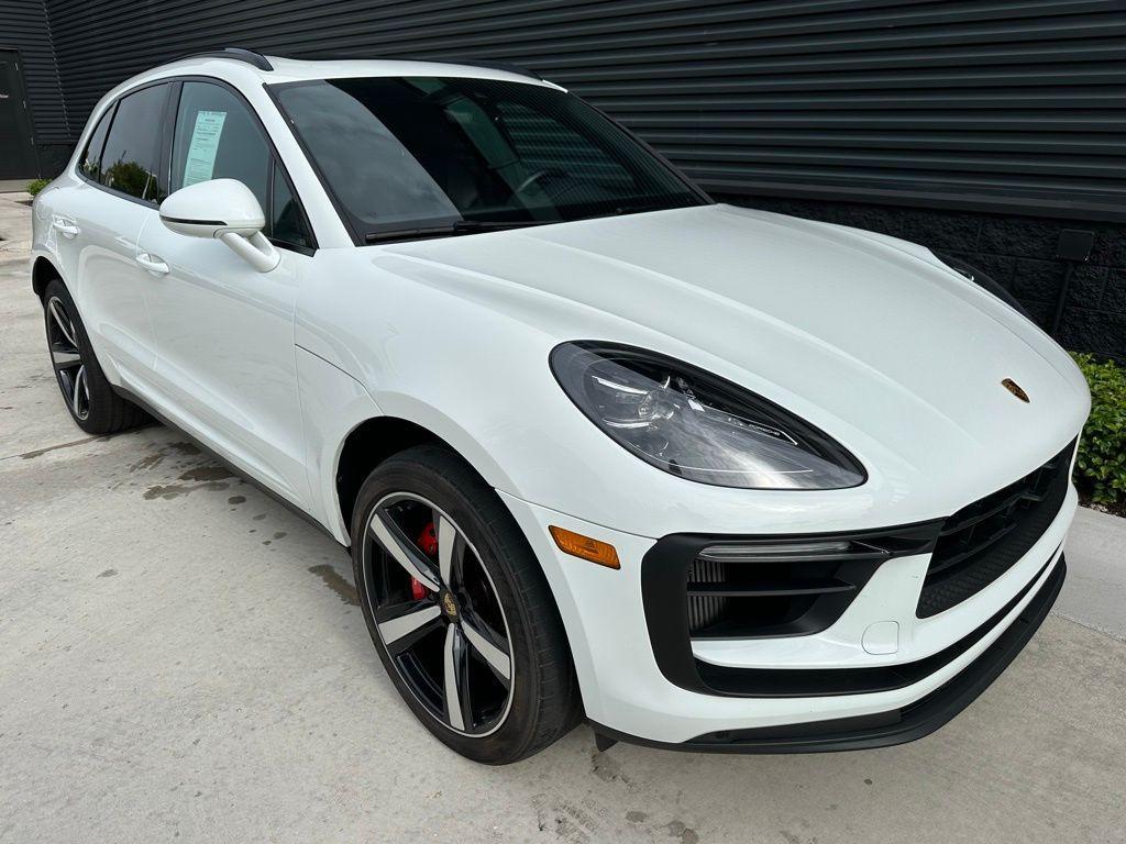 used 2023 Porsche Macan car