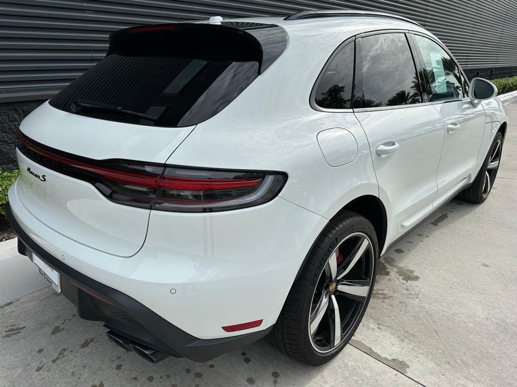 used 2023 Porsche Macan car