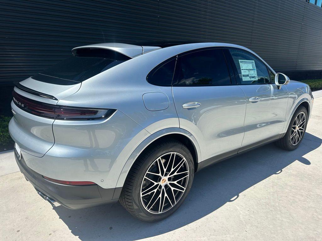 used 2025 Porsche Cayenne car, priced at $101,999