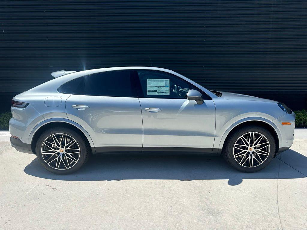 used 2025 Porsche Cayenne car, priced at $101,999