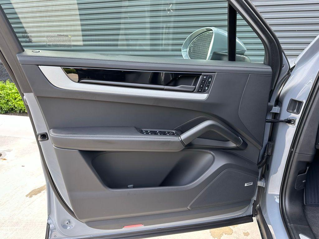 used 2025 Porsche Cayenne car, priced at $129,999
