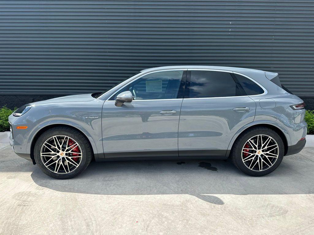 used 2025 Porsche Cayenne car, priced at $129,999