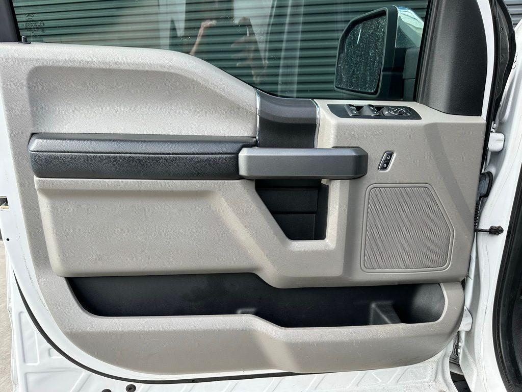 used 2019 Ford F-150 car, priced at $28,995