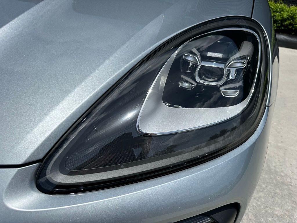 used 2023 Porsche Cayenne car, priced at $69,995