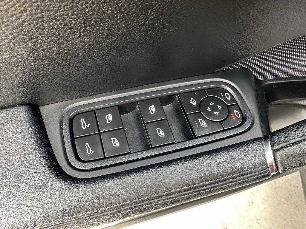 used 2023 Porsche Cayenne car, priced at $67,995