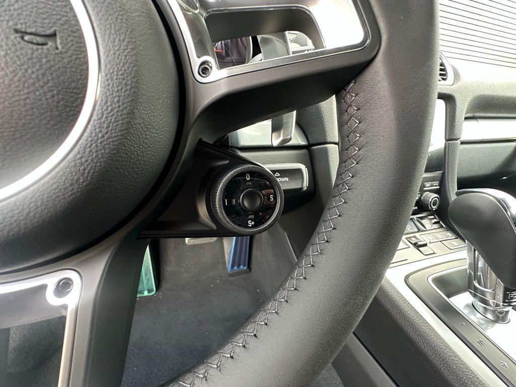 used 2025 Porsche 718 Boxster car, priced at $95,475