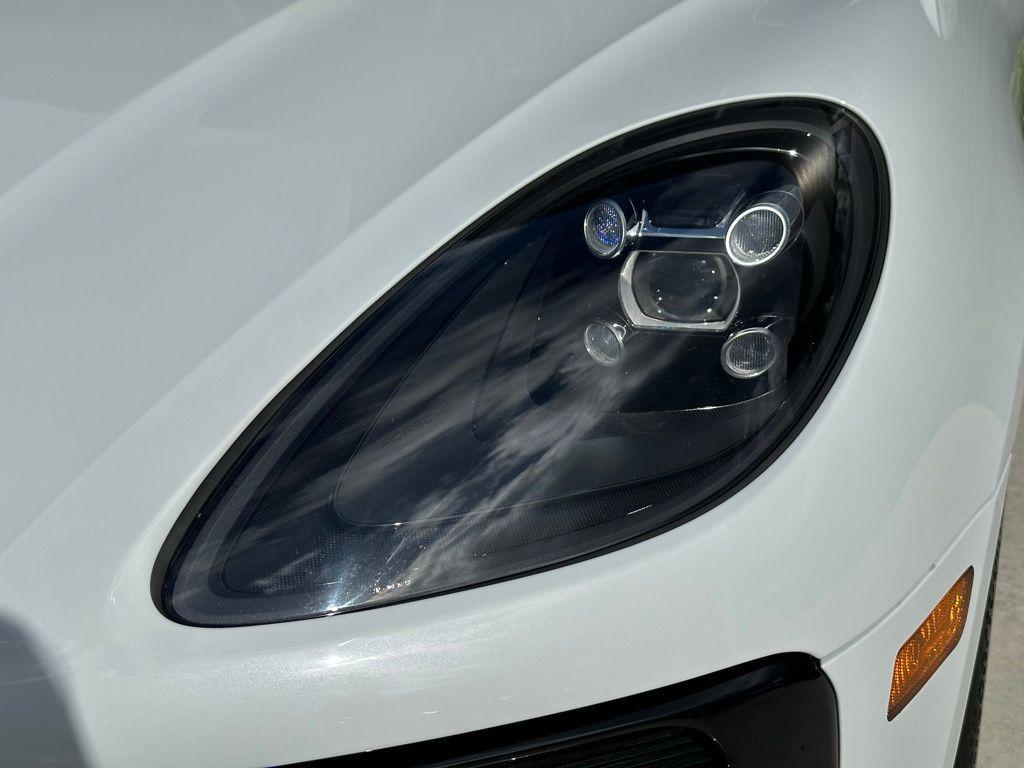 used 2021 Porsche Macan car, priced at $50,995