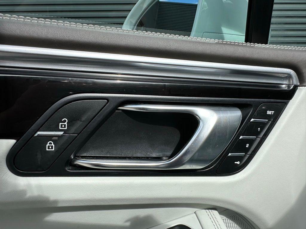 used 2021 Porsche Macan car, priced at $50,995