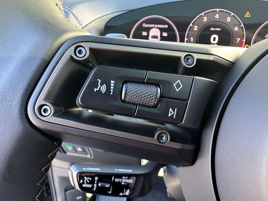 new 2025 Porsche Cayenne car, priced at $191,525