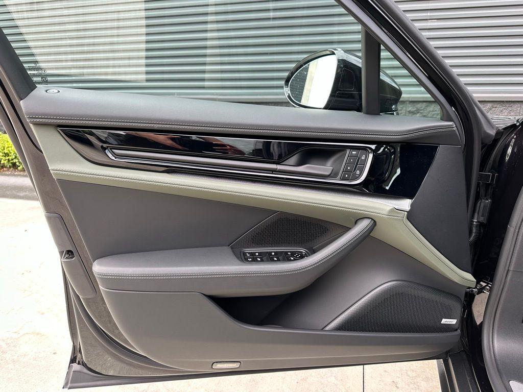 new 2026 Porsche Panamera car, priced at $143,270