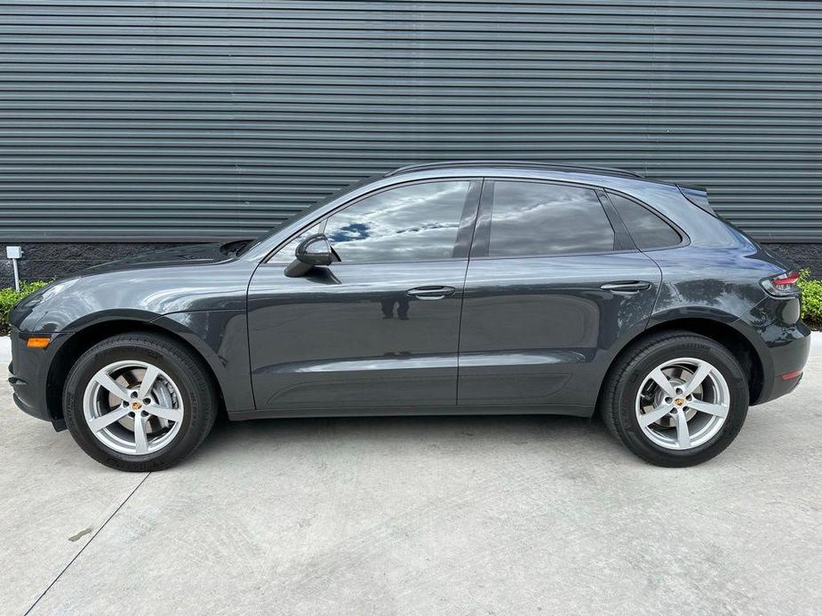 used 2021 Porsche Macan car