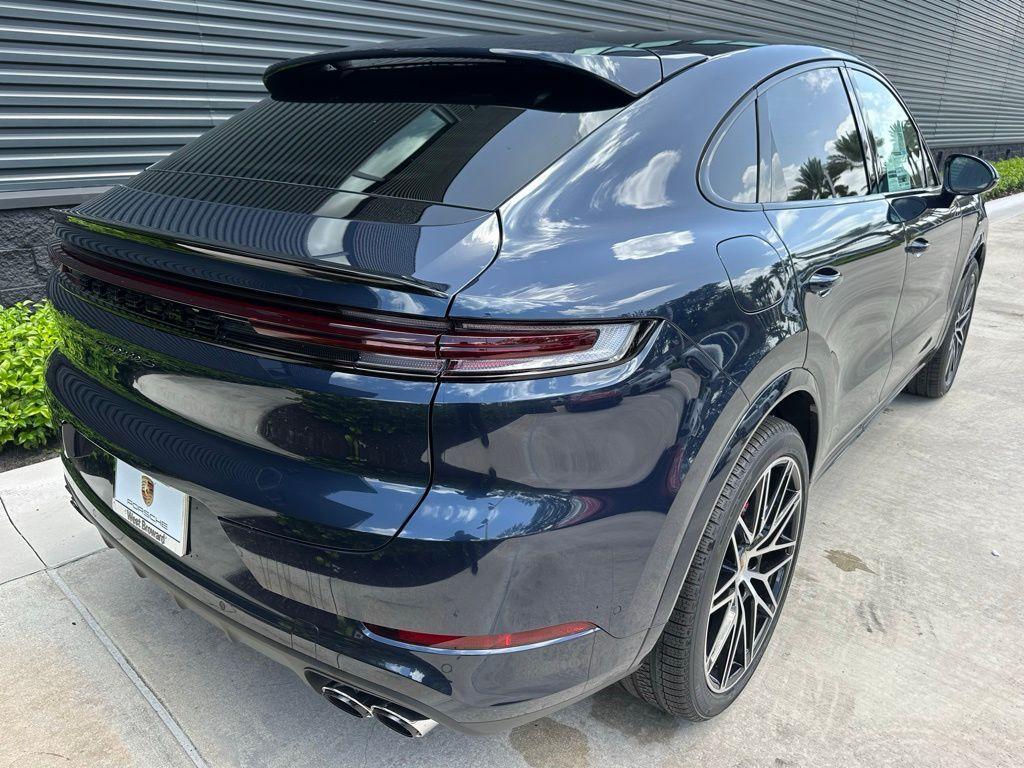 used 2025 Porsche Cayenne car, priced at $128,999