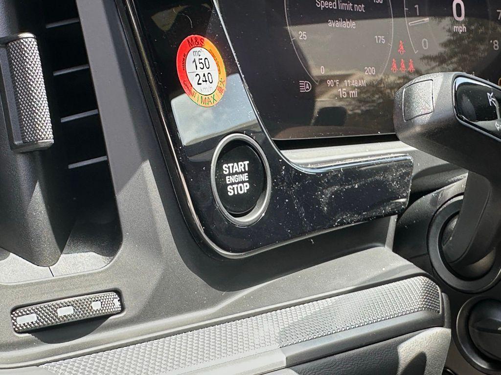 used 2025 Porsche Cayenne car, priced at $128,999