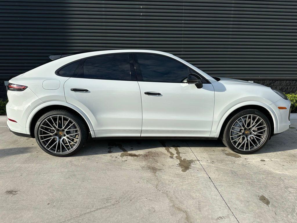 used 2022 Porsche Cayenne car, priced at $104,995