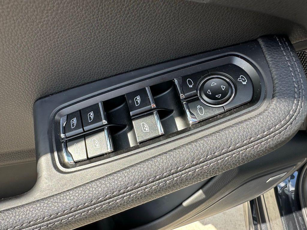 used 2024 Porsche Macan car, priced at $52,595