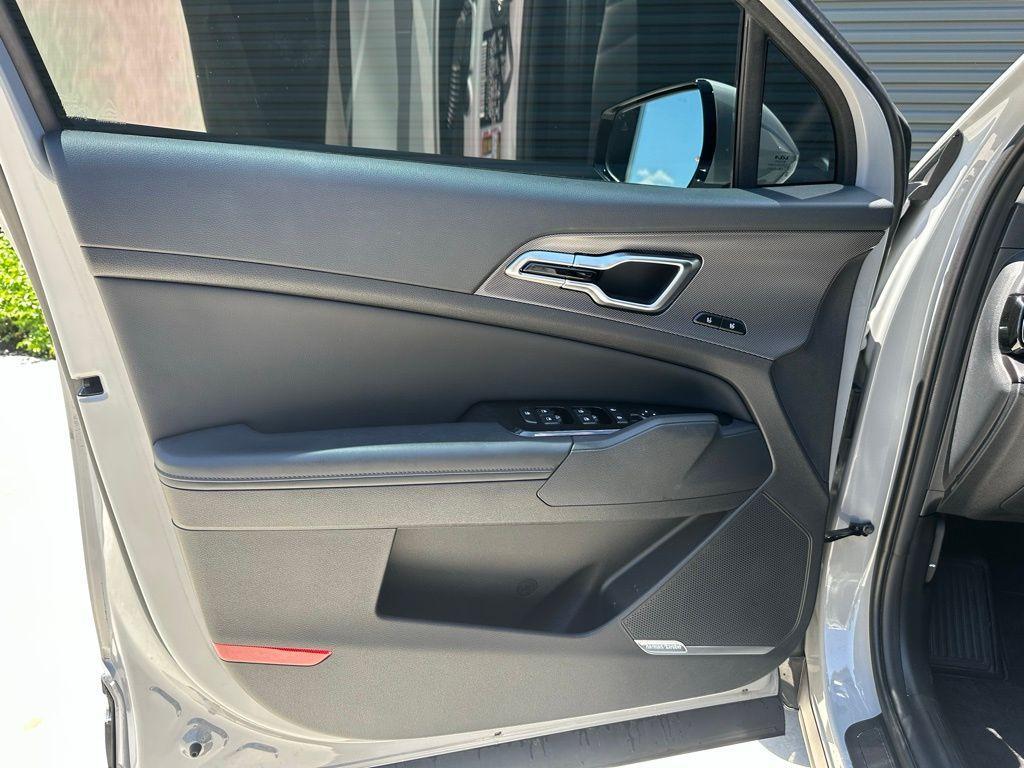 used 2024 Kia Sportage car, priced at $31,995