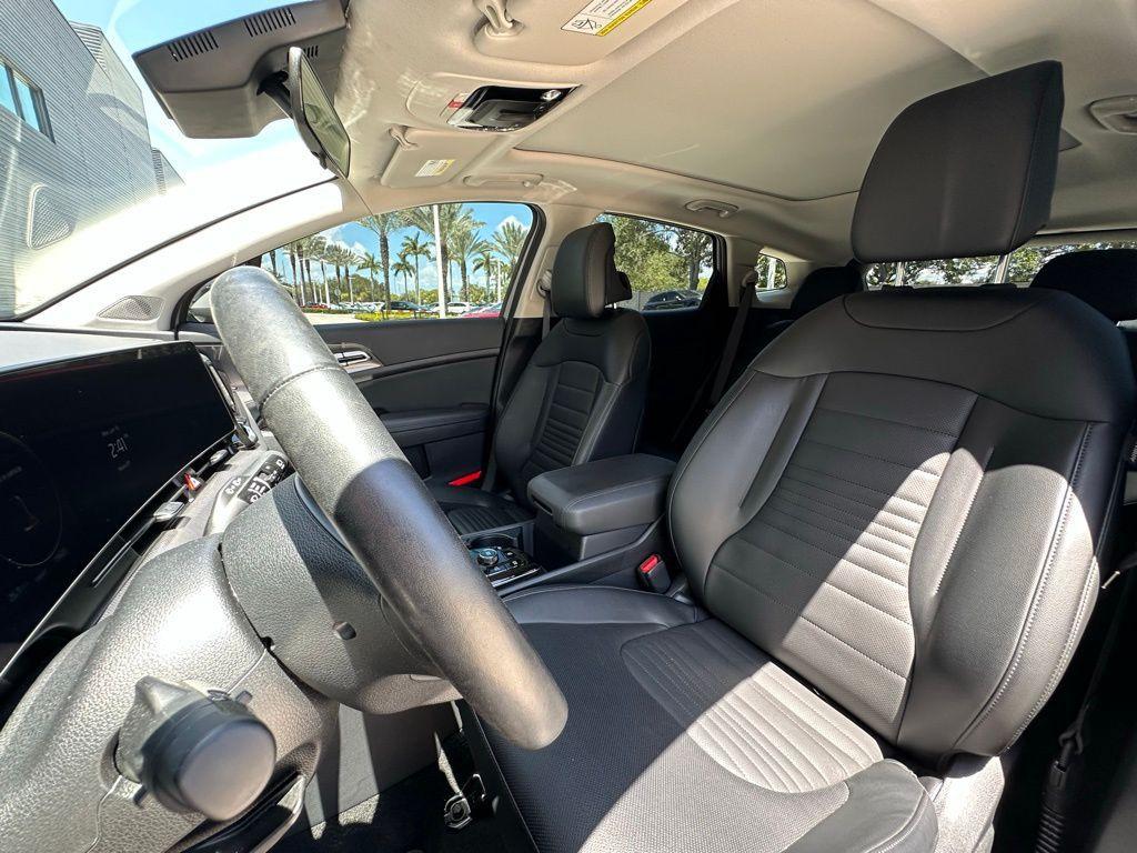used 2024 Kia Sportage car, priced at $31,995