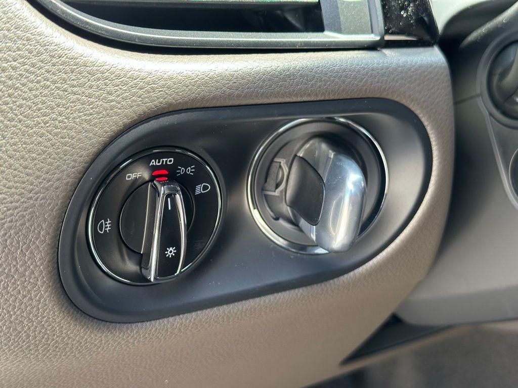 used 2025 Porsche Macan car, priced at $81,999