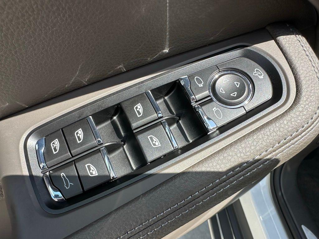 used 2025 Porsche Macan car, priced at $81,999