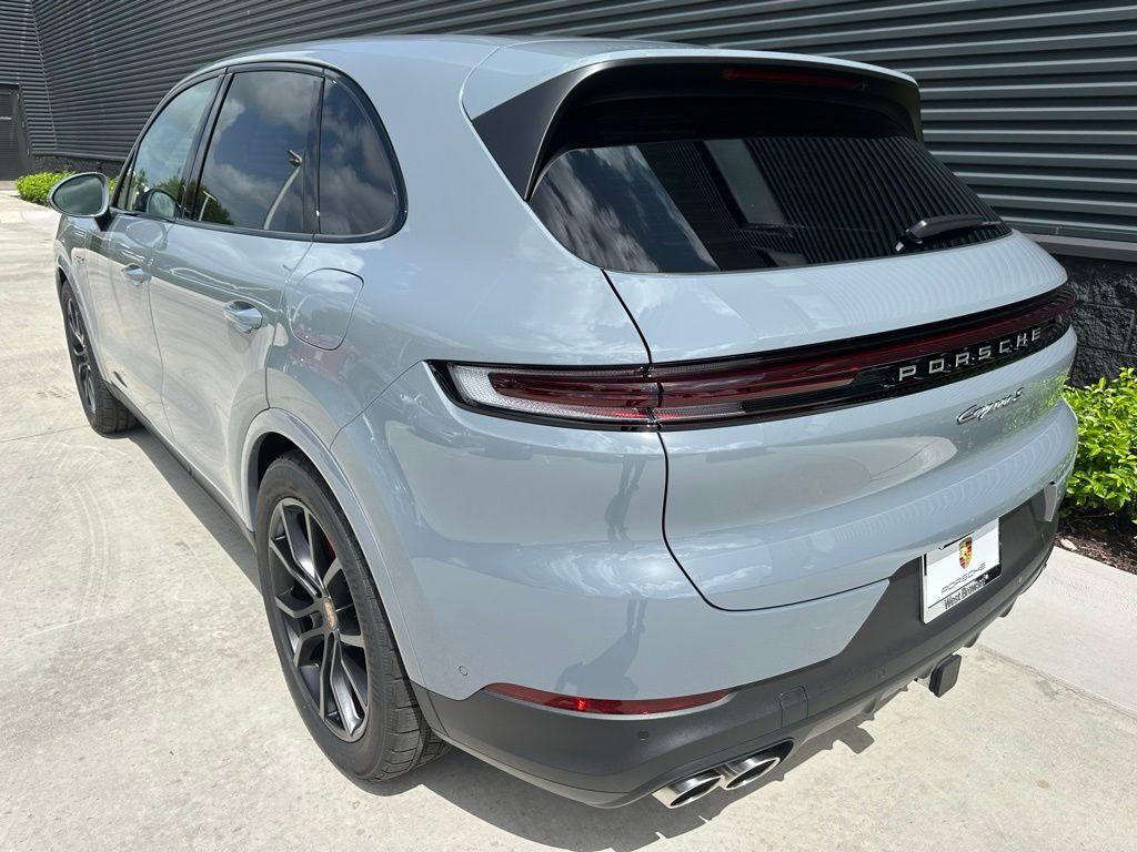used 2025 Porsche Cayenne car, priced at $123,999