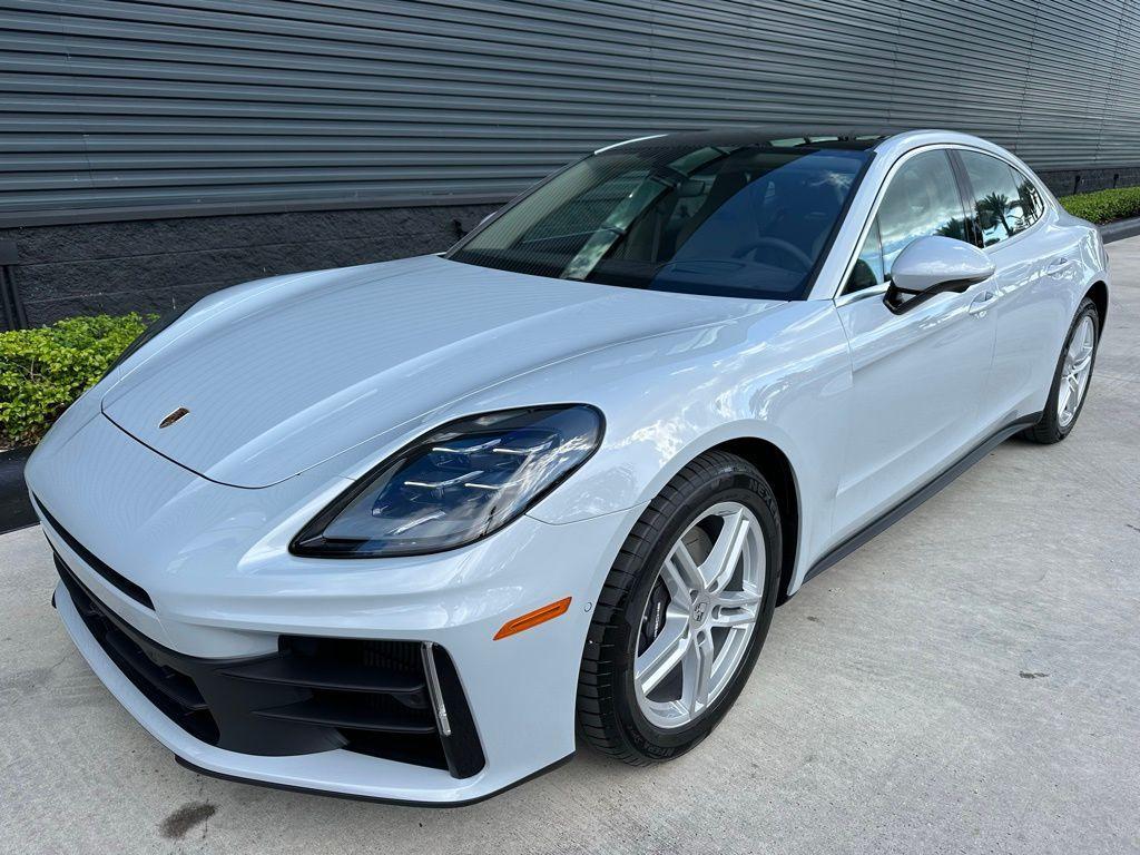 new 2026 Porsche Panamera car