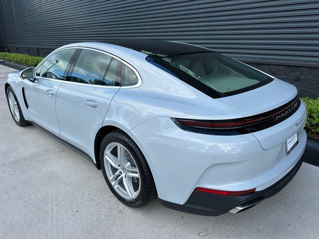 new 2026 Porsche Panamera car