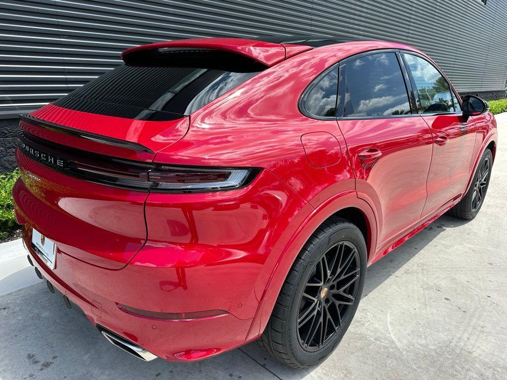 used 2025 Porsche Cayenne car, priced at $99,999