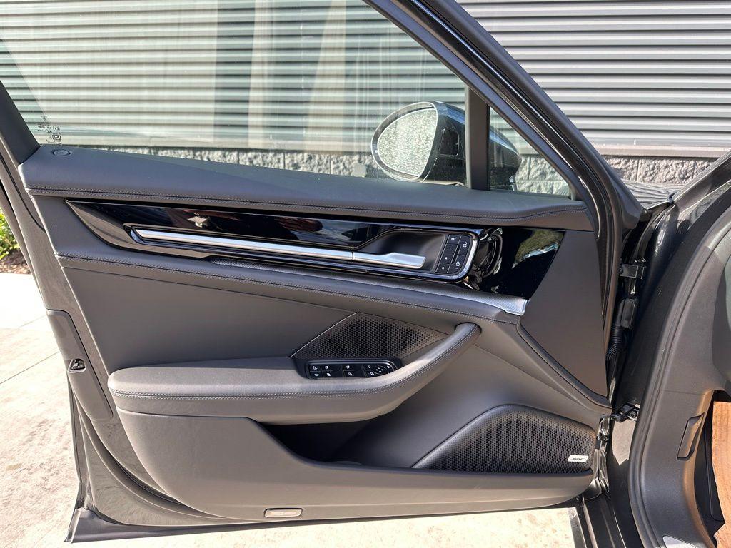 used 2025 Porsche Panamera e-Hybrid car, priced at $134,999