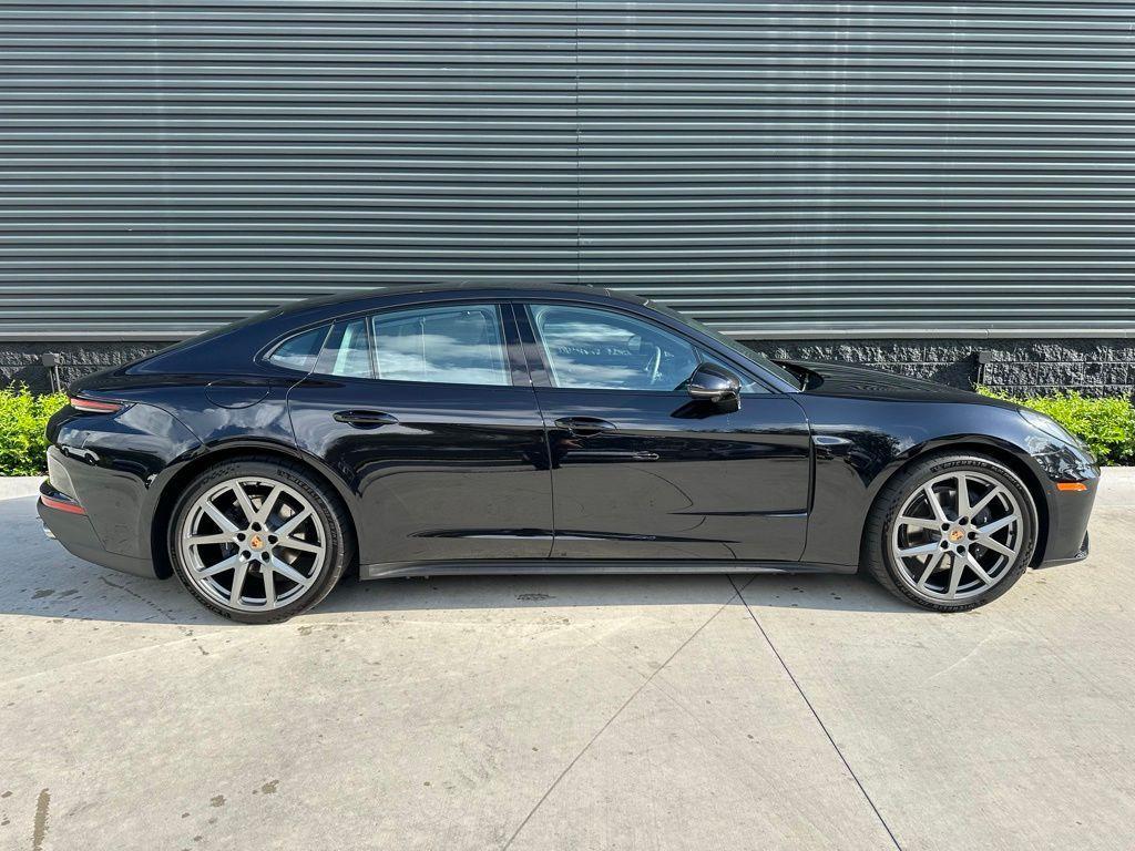used 2025 Porsche Panamera car