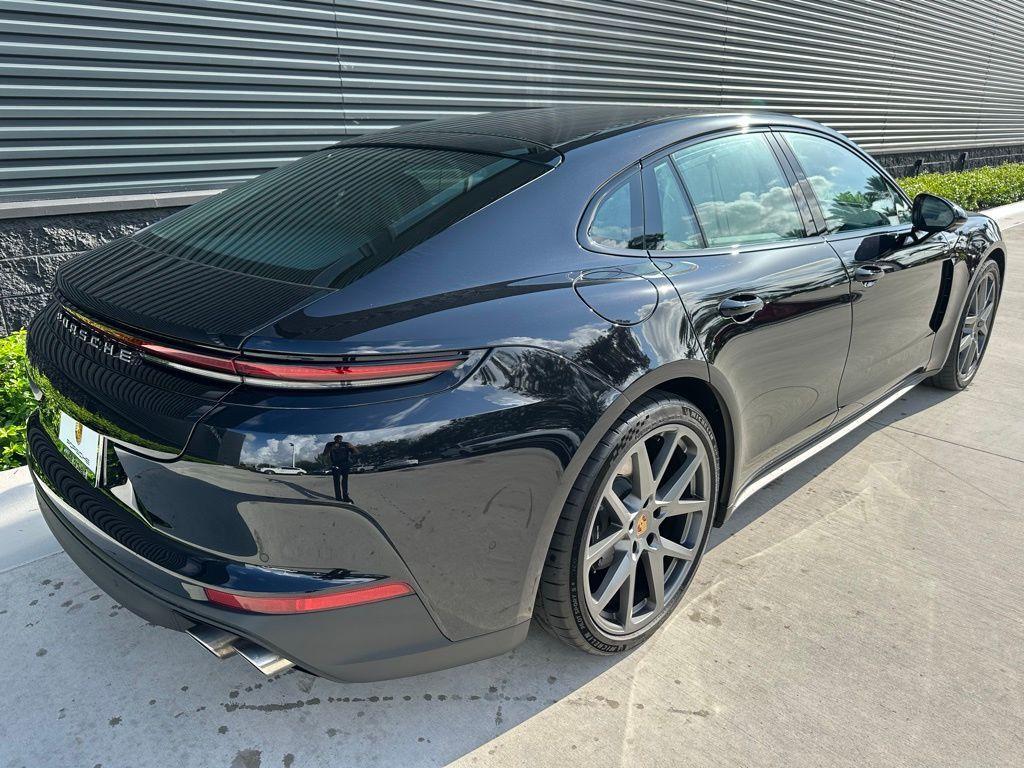 used 2025 Porsche Panamera car