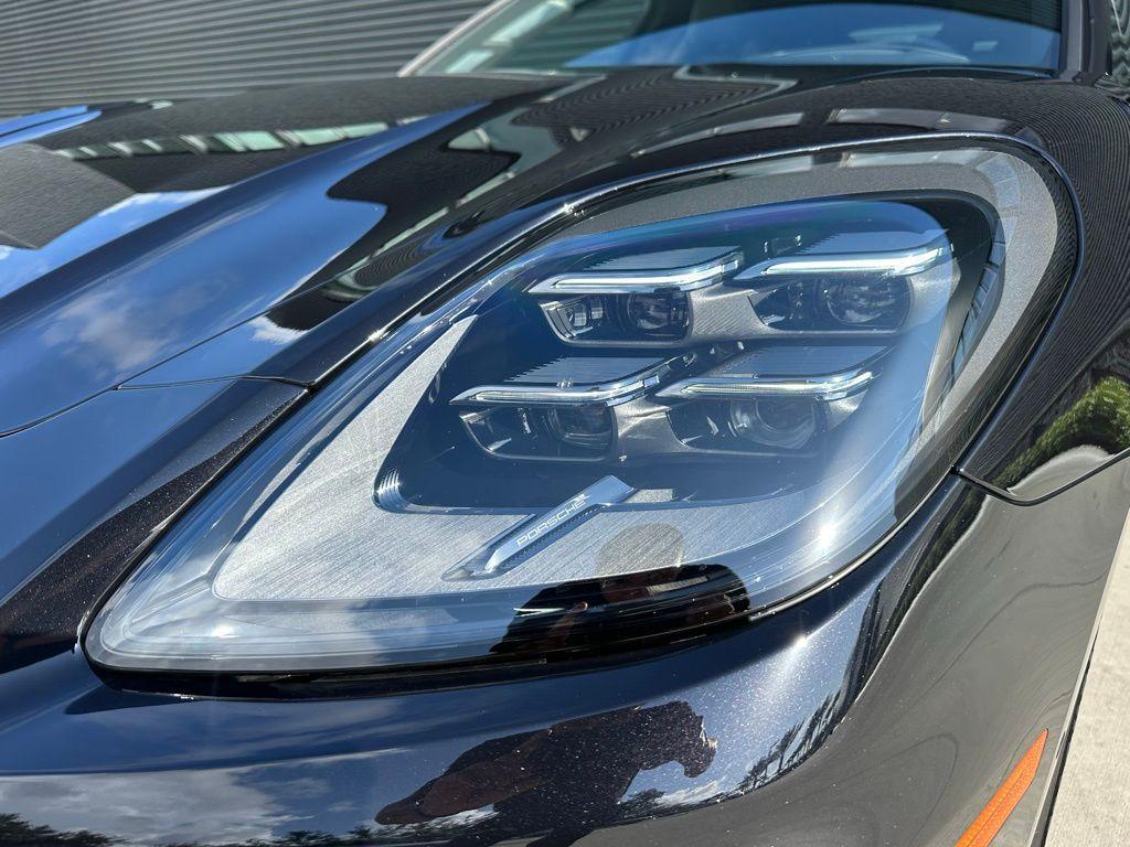 used 2025 Porsche Panamera car