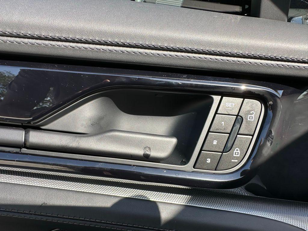 new 2026 Porsche Panamera car, priced at $181,840