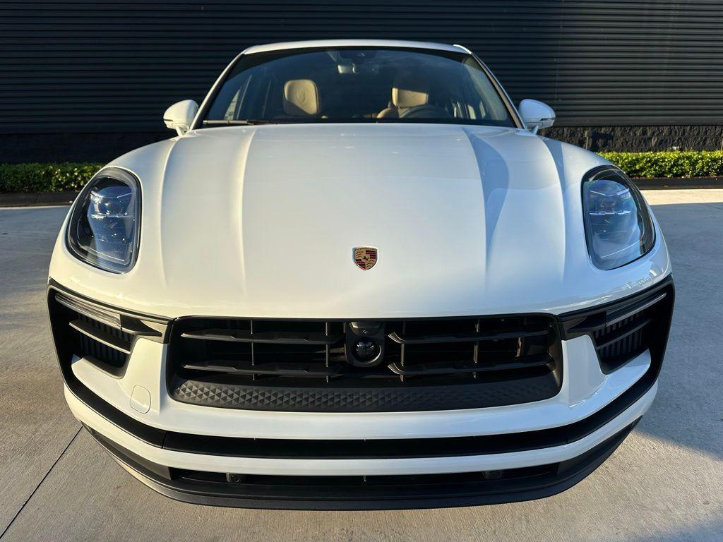 new 2026 Porsche Macan car