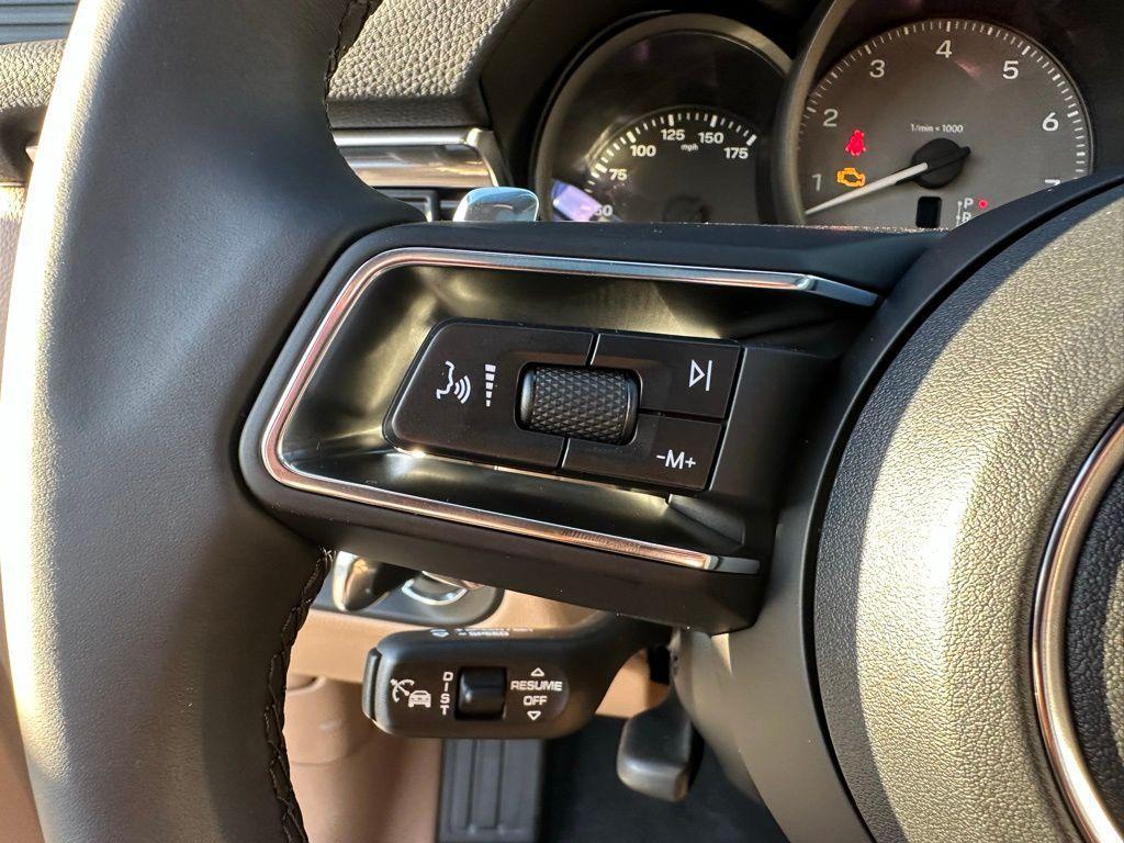 new 2026 Porsche Macan car