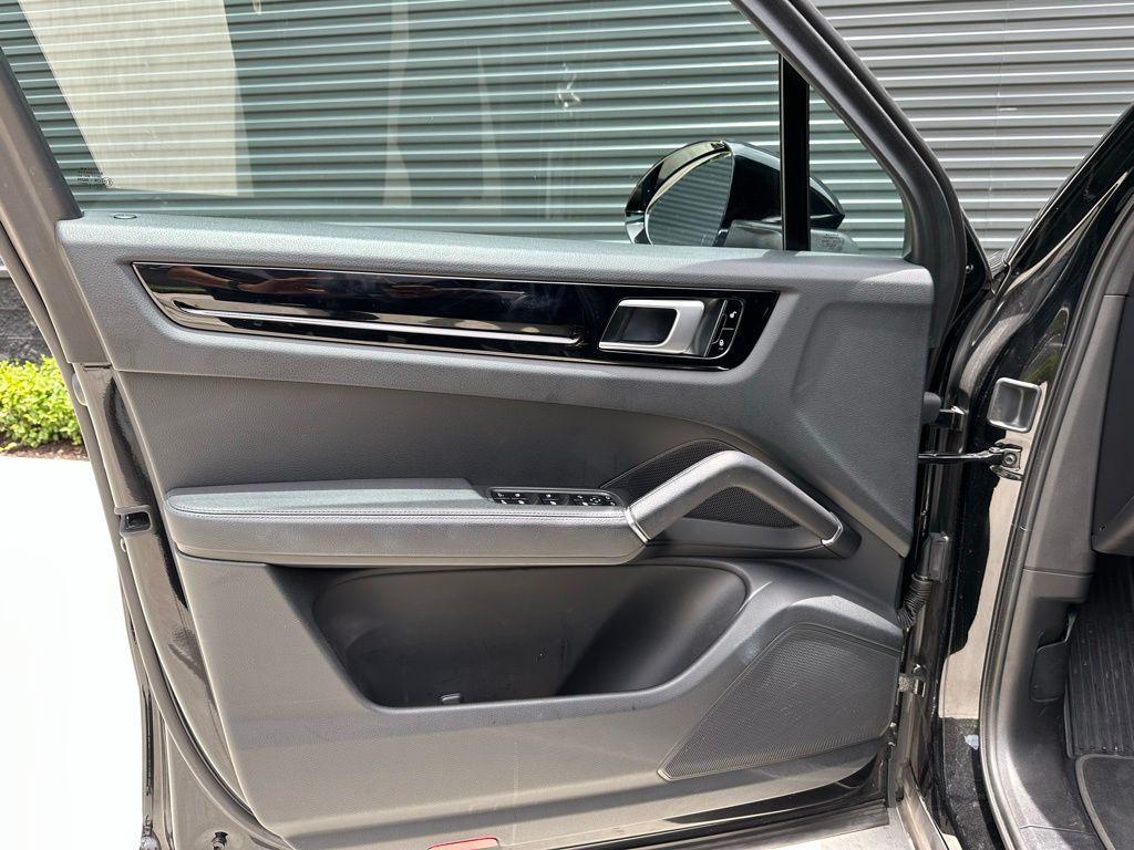 used 2019 Porsche Cayenne car, priced at $40,995