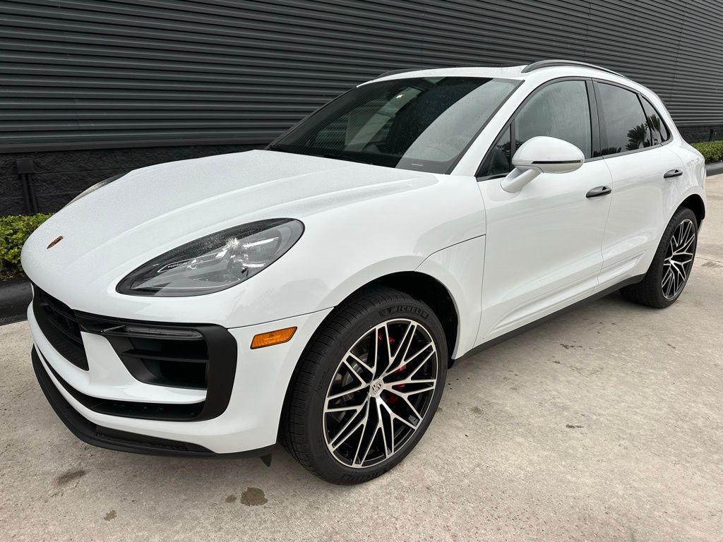 new 2026 Porsche Macan car
