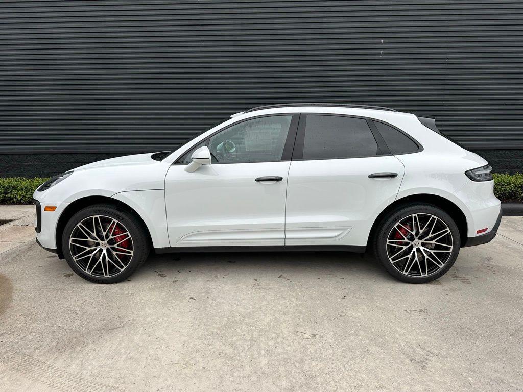 new 2026 Porsche Macan car