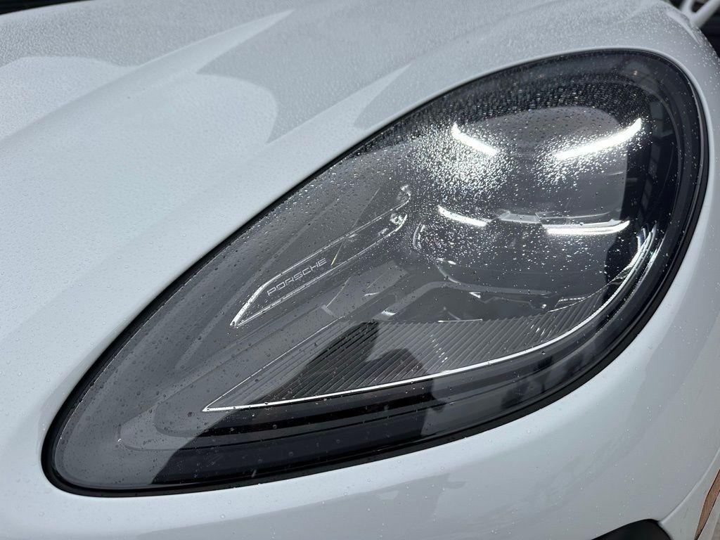 new 2026 Porsche Macan car