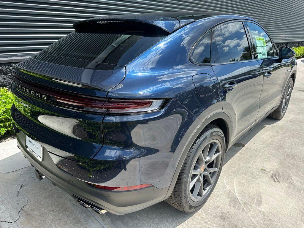 used 2025 Porsche Cayenne car, priced at $117,999