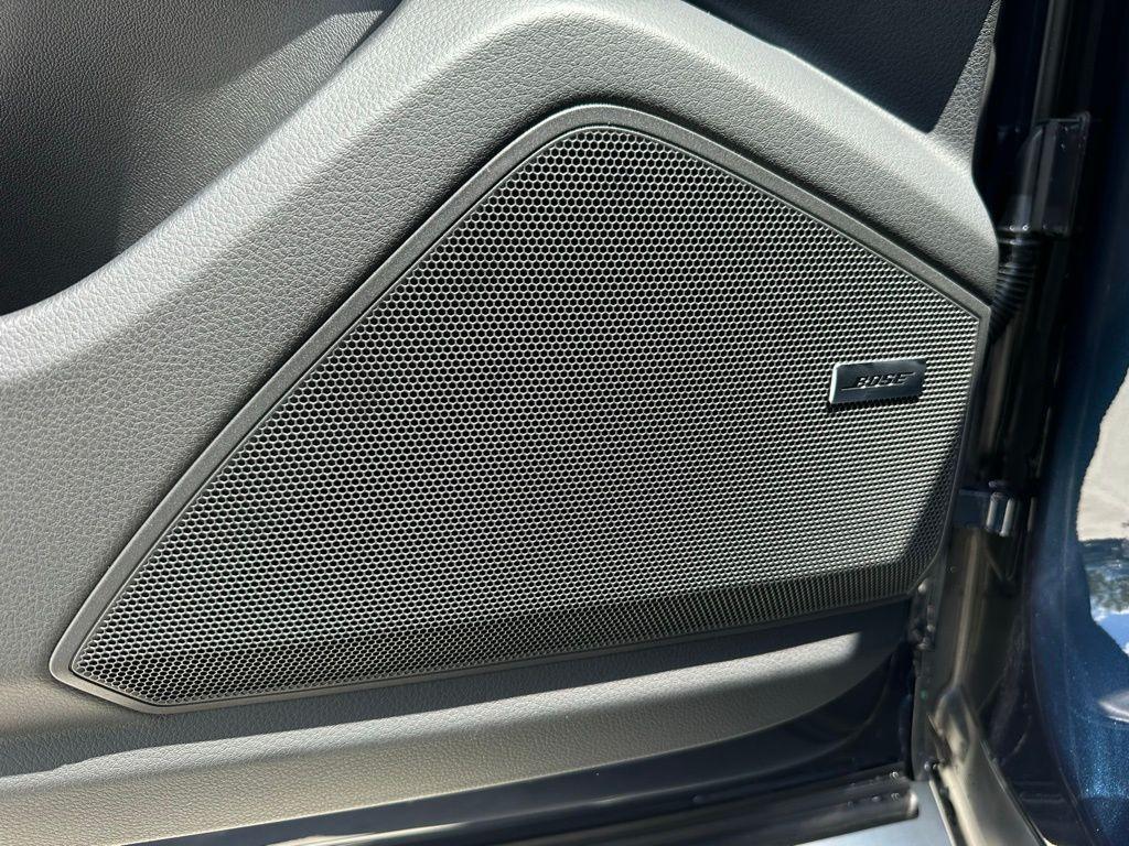 used 2025 Porsche Cayenne car, priced at $91,999