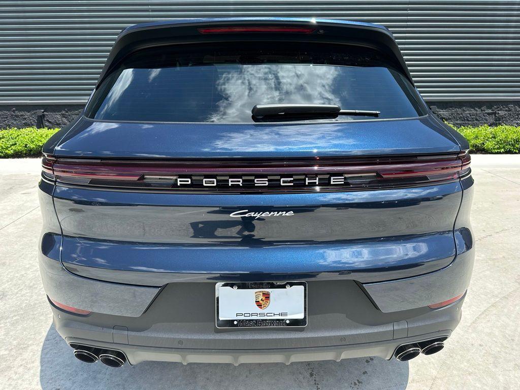 used 2025 Porsche Cayenne car, priced at $91,999