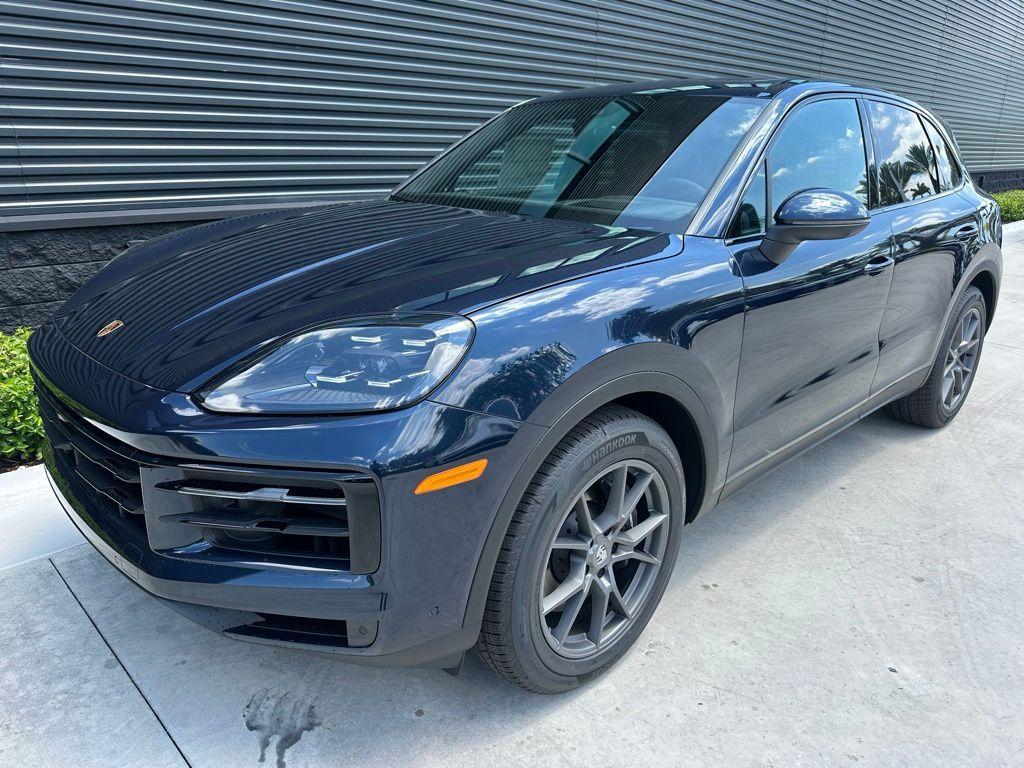 used 2025 Porsche Cayenne car, priced at $91,999