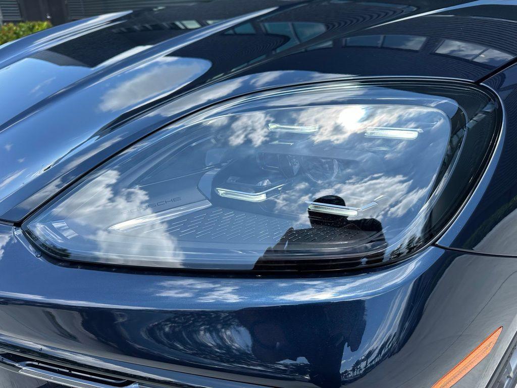 used 2025 Porsche Cayenne car, priced at $91,999