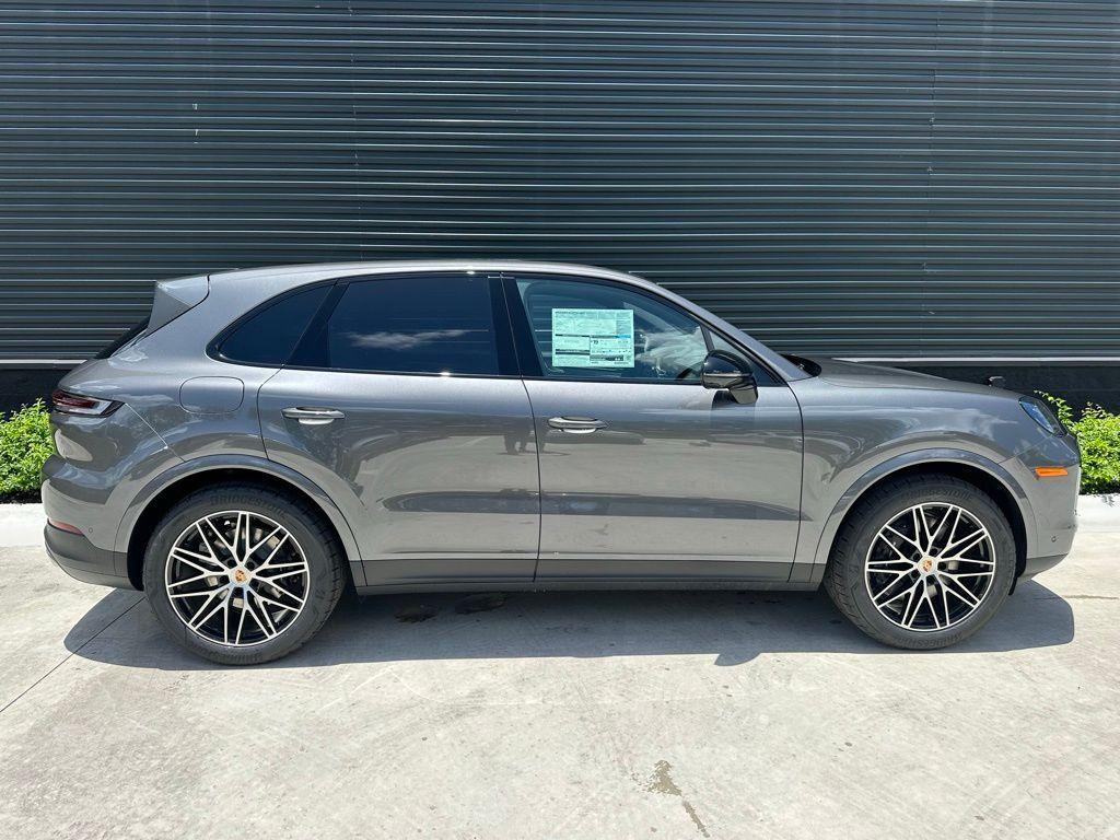 used 2025 Porsche Cayenne car, priced at $94,999