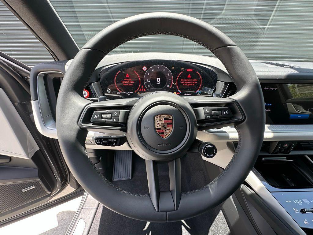 used 2025 Porsche Cayenne car, priced at $94,999