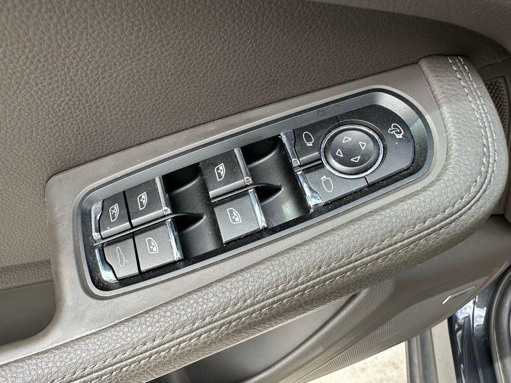 used 2024 Porsche Macan car, priced at $51,695